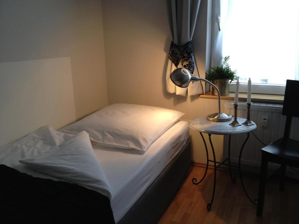 Studio-Apartments & Moeblierte Wohnungen Fuer Monteure Zentral In Mülheim an der Ruhr Zewnętrze zdjęcie